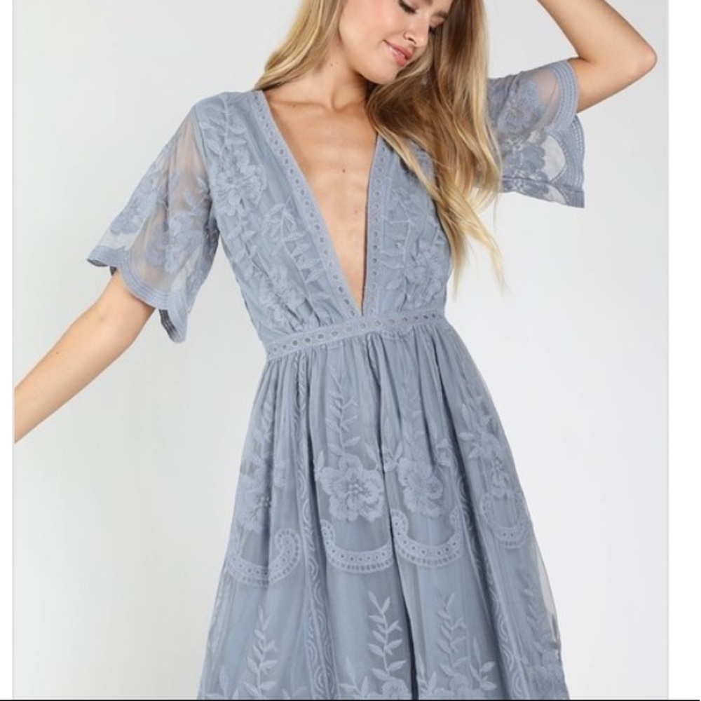 ✨LAST✨Gorgeous Lace Dress - Picture 6 of 6